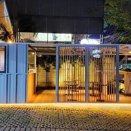 Radja Art And Boutique Hotel Simpang Lima Semarang Exterior photo