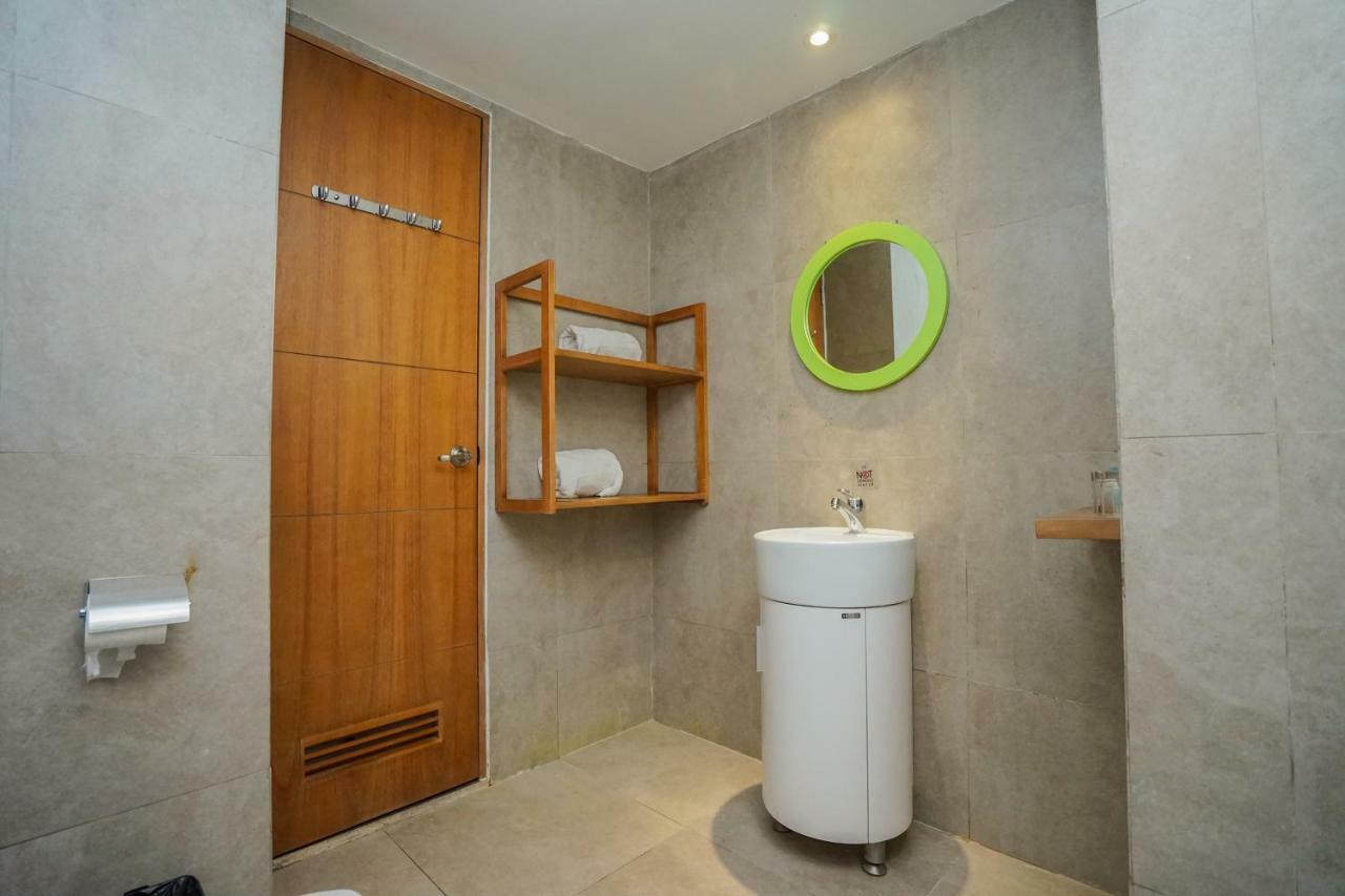 Radja Art And Boutique Hotel Simpang Lima Semarang Exterior photo